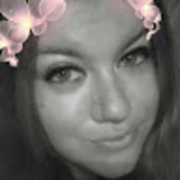 Meet your Posher, Shannon - Picture 1 of 1